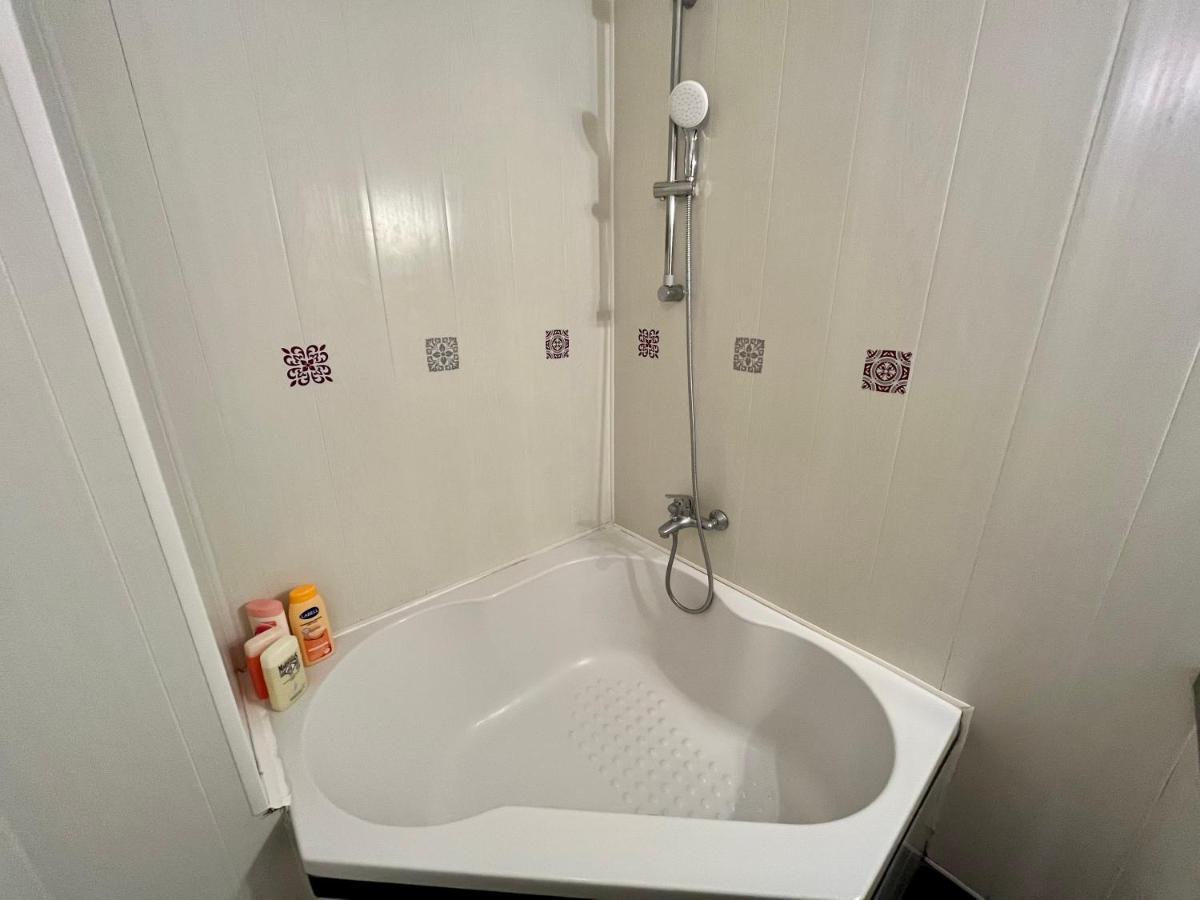 Appartement 2 Chambres - Lits King Size - Wifi - Baignoire Le Puy-en-Velay Dış mekan fotoğraf